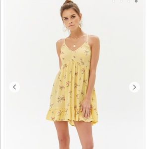 Crinkled Floral Ruffle-Hem Cami Dress